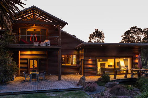 SASDEN ESTATE - Accommodation Gladstone 0