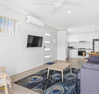 Scott Street Couples Getaway - Accommodation Gladstone
