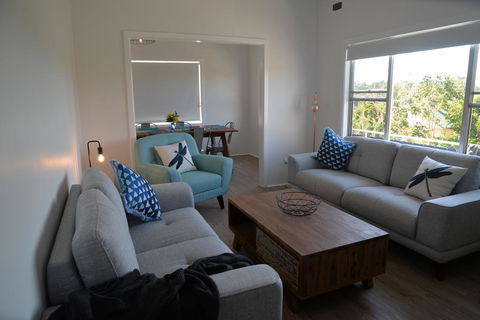 Scotts Head Beach Bunker - Accommodation Gladstone 1
