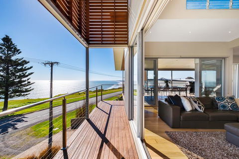 Sea La Vie - Accommodation Gladstone 1