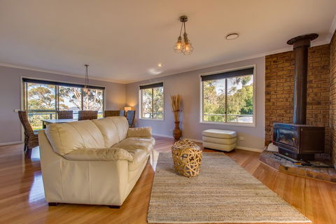 Sea La Vie - Accommodation Gladstone 2
