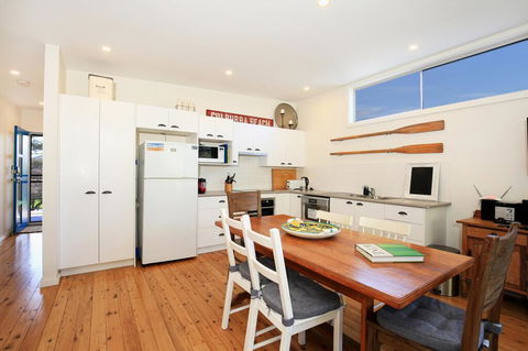 Sea Mist - Pet Friendly - Direct Access To Beach - Accommodation Gladstone 3