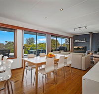 SEA URCHIN - beautiful Skenes Creek home - Accommodation Gladstone