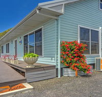 Seaclusion - 120m to the white sands of Callala beach - Accommodation Gladstone