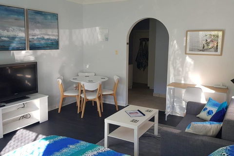 Seadreams, Maroubra - Accommodation Gladstone 1