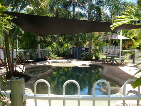 SeaEagles Beach Resort - Accommodation Gladstone 1