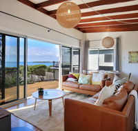 Seakissed Beach House - Accommodation Gladstone