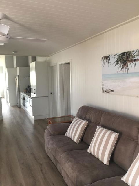 Seamist @ Scotts Head - Accommodation Gladstone 2