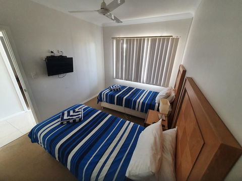 Seas The Day - Accommodation Gladstone 1
