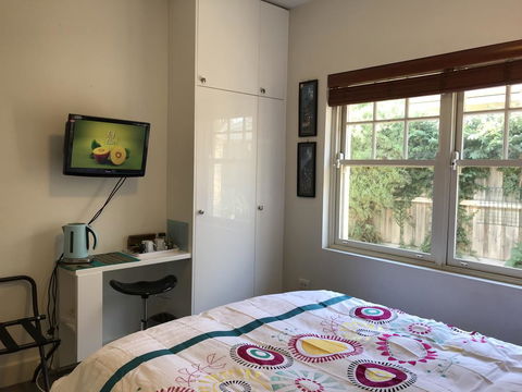 Seaside Home - Accommodation Gladstone 3