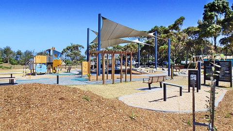 Seaspray - Accommodation Gladstone 2