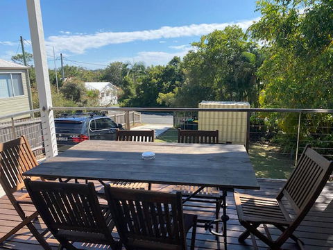 Seaview On Byron - Accommodation Gladstone 2