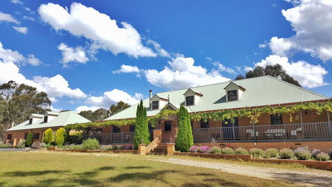 Secret Valley Escape - Accommodation Gladstone 2