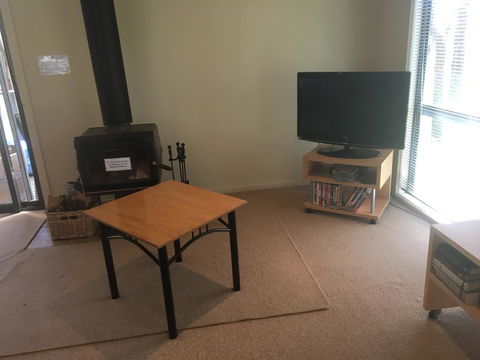 Self Isolate Sunken Spa, Quiet 1 BR Cottage In Otway Ranges - Accommodation Gladstone 2