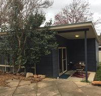 Self-contained Private 2 Bedroom Apartment - Accommodation Gladstone