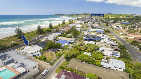 Serendipity - Large Family Home - Accommodation Gladstone 3