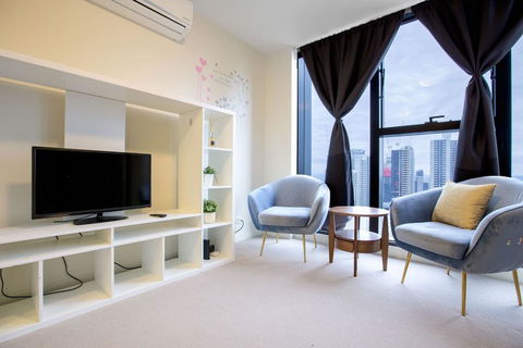 Serene Comfy Nest@Collins - Accommodation Gladstone 0