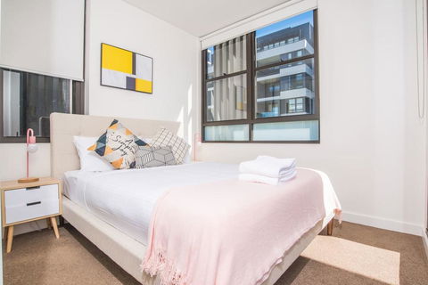 Serene Leichhardt 2bed2bath APT (Lewisham Station) - Accommodation Gladstone 1