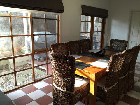 Serenity - Accommodation Gladstone 2