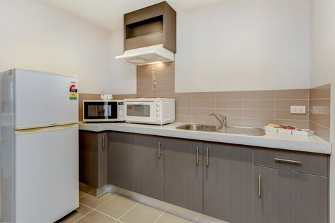 Seymours On Lydiard - Accommodation Gladstone 3