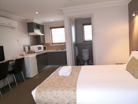Seymours On Lydiard - Accommodation Gladstone 1