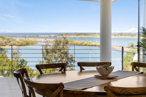 Shawhaven - Accommodation Gladstone 1