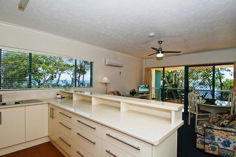 Shelly Bay Resort - Accommodation Gladstone 2