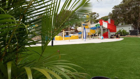 Shelly Beach Holiday Park - Accommodation Gladstone 0
