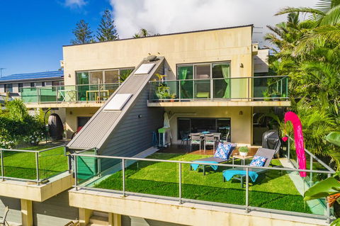 Shelly Beach Shack - Accommodation Gladstone 2