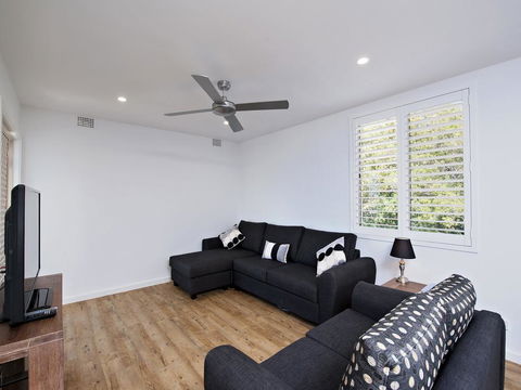 Shoal Bay Road, Del Rae, Unit 18, 25 - Accommodation Gladstone 2