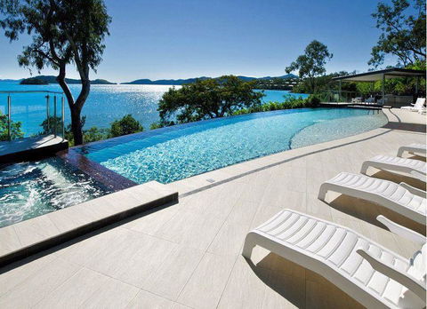 Shorelines 2 - Accommodation Gladstone 2