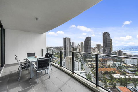 Sierra Grand Broadbeach - GCLR - Accommodation Gladstone 2