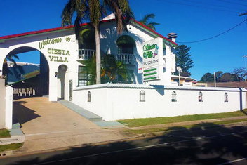Siesta Villa Motel with Accommodation Gladstone