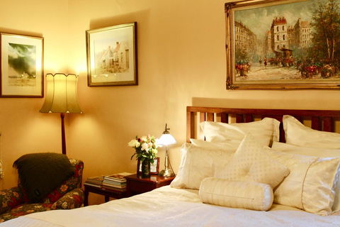 Silver Birch B&B - Accommodation Gladstone 0