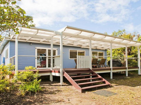 Silvermere Cottage - A Cosy Family Getaway - Accommodation Gladstone 3