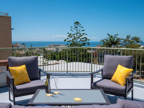 Sirocco Unit 5, 47 Verney Street, Kings Beach - Accommodation Gladstone 1