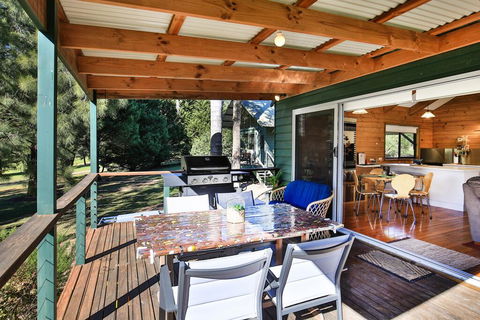 Siver Cabin - Accommodation Gladstone 3
