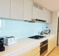 Skyview Luxury 4Br Penthouse WWP - Accommodation Gladstone