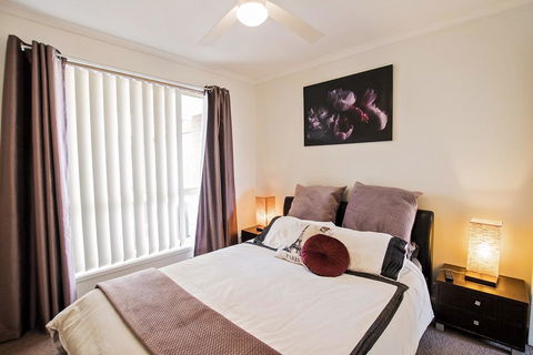 Sleepy Shackell - Echuca Moama Holiday Accommodation - Accommodation Gladstone 0