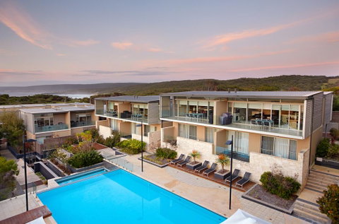 Smiths Beach Resort - Accommodation Gladstone 0