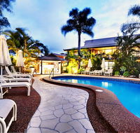 Smugglers On The Beach - Accommodation Gladstone