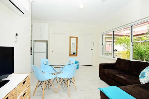 Smugglers Resort-Style Apartments No 9 - Accommodation Gladstone 3