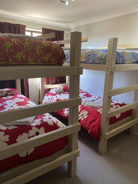 Snowgate Motel + Apartments - Accommodation Gladstone 2