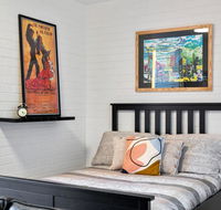 Soho Chic Apartment - Accommodation Gladstone