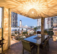 SoHo Penthouse - Accommodation Gladstone