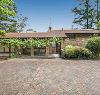 Solitary View - Accommodation Gladstone