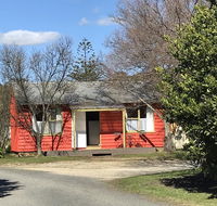 Somerset Beachside Cabin And Caravan Park - Accommodation Gladstone