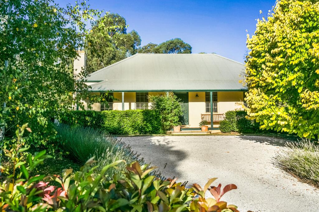 Belanglo NSW Accommodation Gladstone