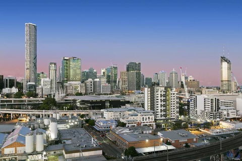 South Bank Riverfront Spice Apartment - Accommodation Gladstone 1