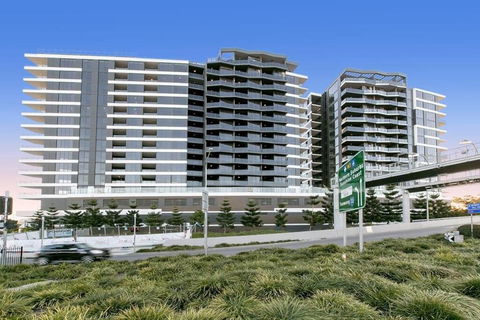 South Bank Riverfront Spice Apartment - Accommodation Gladstone 3